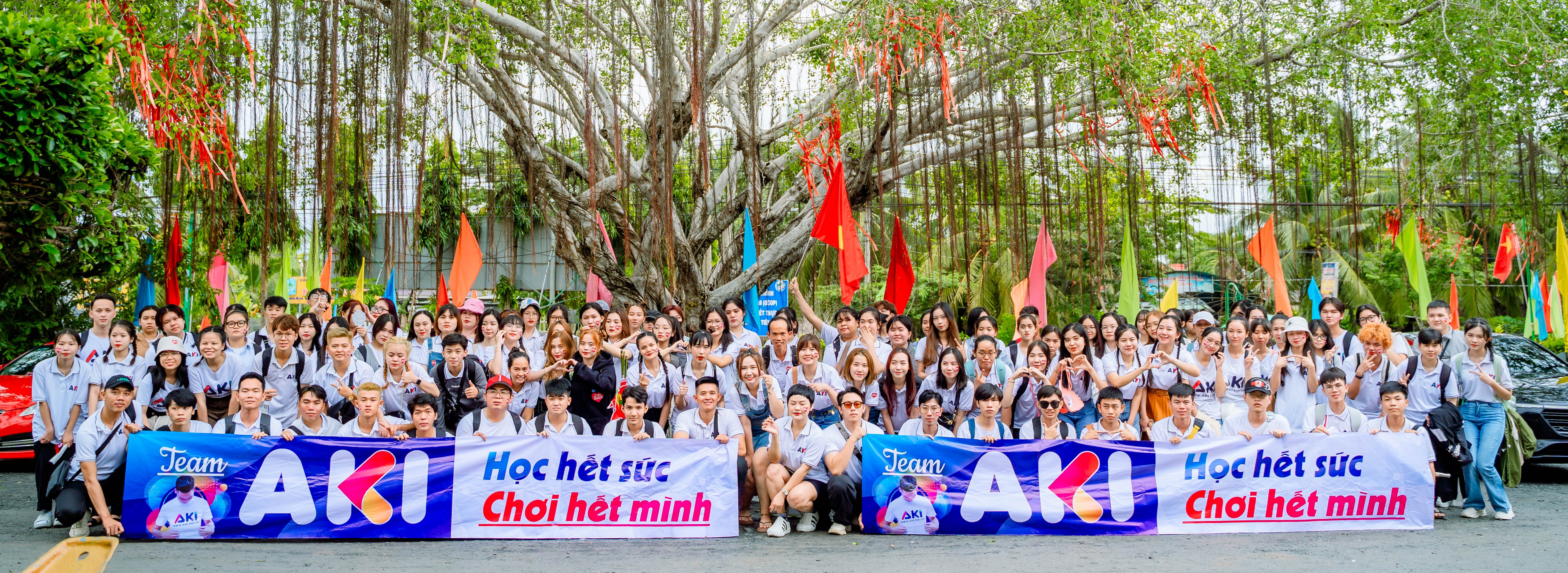 GIỚI THIỆU