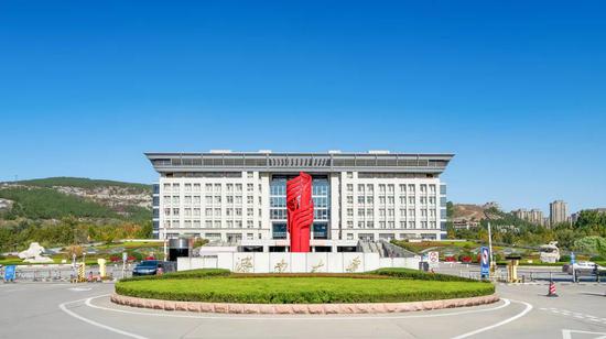 Đại học Tế Nam - 济南大学